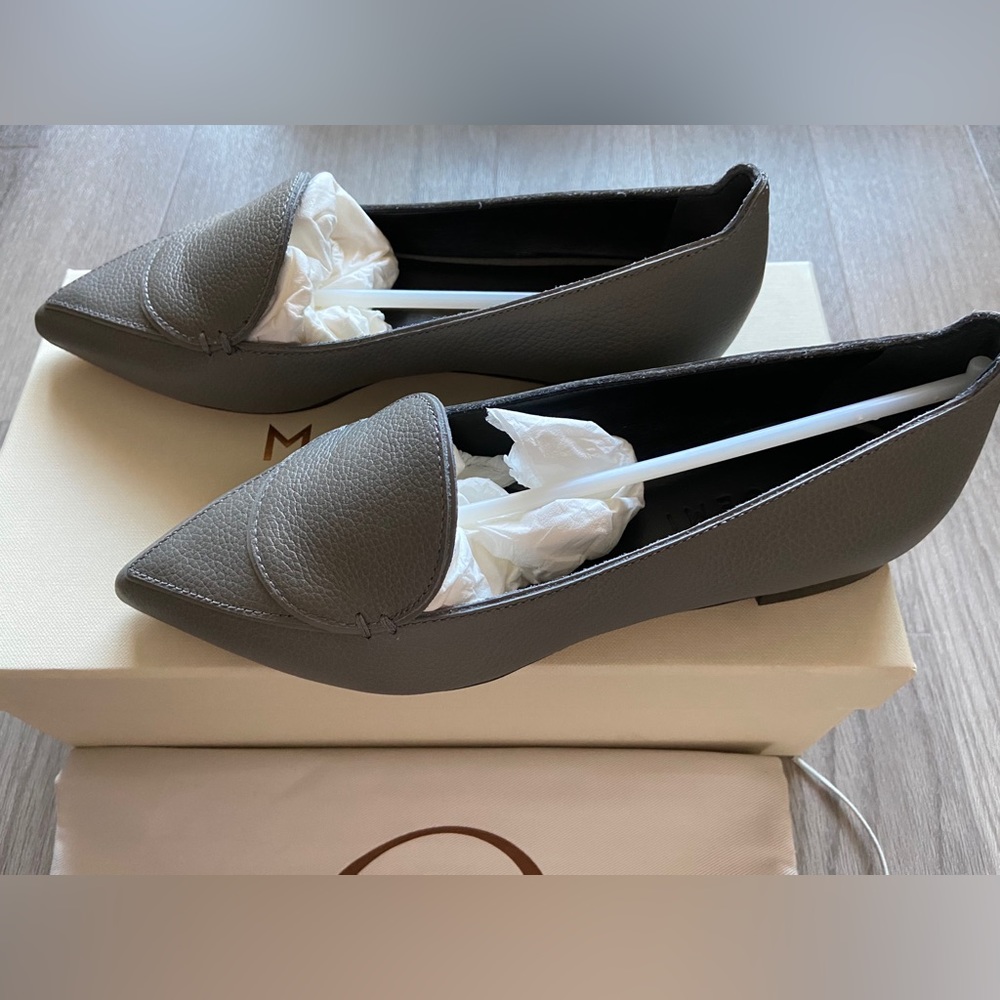 M. Gemi Stellato Pointy Toe Gray Leather Flat NWT